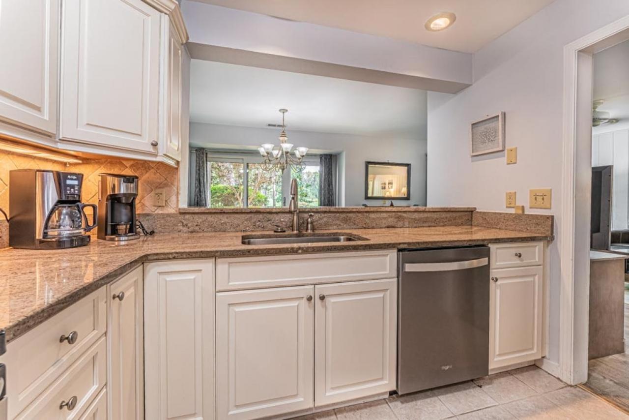 Pet Friendly! 503 Plantation Club Walk To Pool Sleeps 6 Sea Pines Villa Hilton Head Island Exterior photo